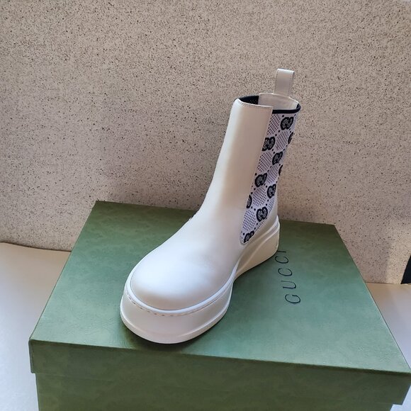 NIB Gucci Chelsea GG inlets white leather pull on booties IT 39 US 9 - Picture 5 of 7